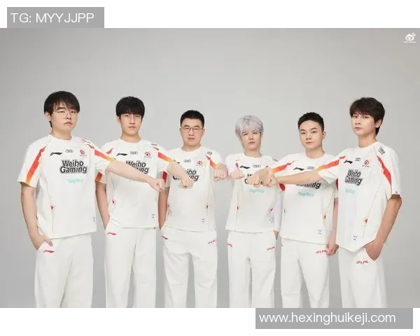 英雄联盟深度解析:揭示FPX战队背后的团队协作秘密与成功之道 英雄联盟深度解析:揭示FPX战队背后的团队协作秘密与成功之道