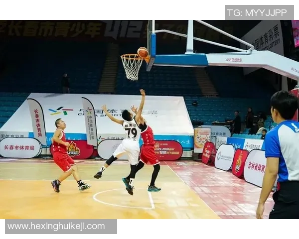 任骏飞领衔球队奋勇拼搏展现篮球精神助力赛季目标实现 任骏飞领衔球队奋勇拼搏展现篮球精神助力赛季目标实现