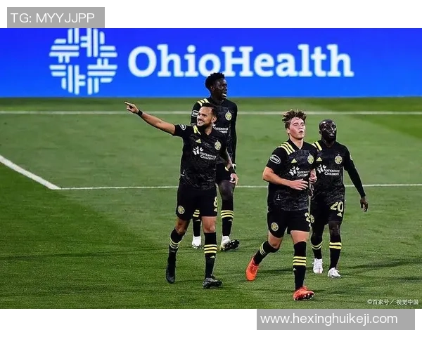 哥伦布队与纳什维尔队的激烈对决展现足球魅力与团队精神